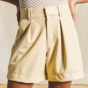 Abercrombie & Fitch Vegan Leather Butter Yellow Shorts. Size M.